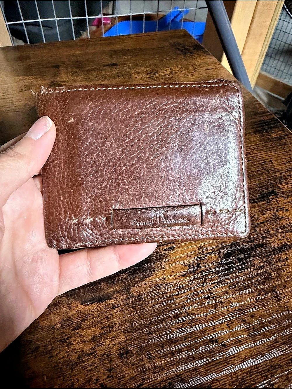 Leather Bi-Fold Wallet in Brown
